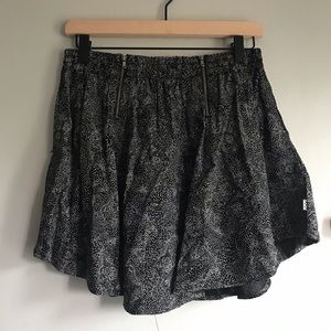 Vans skater skirt